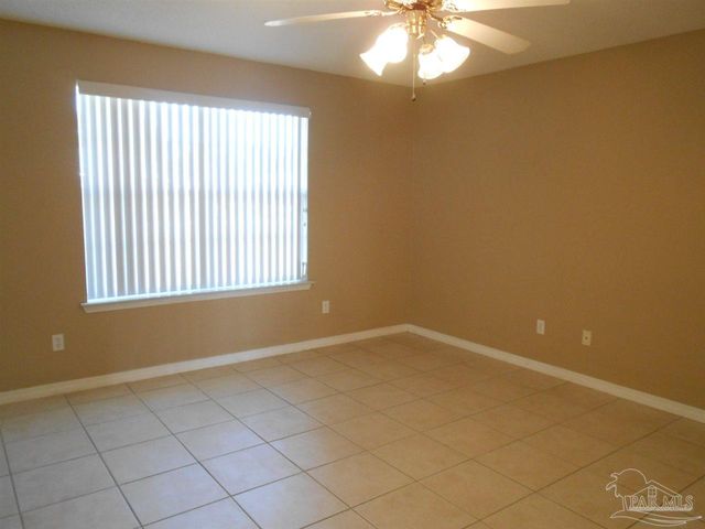 1989 Coral Reef Rd, Pensacola, FL 32506