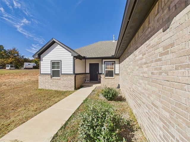 11601 Split Oak Circle, Guthrie, OK 73044