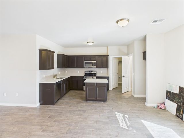11601 Split Oak Circle, Guthrie, OK 73044