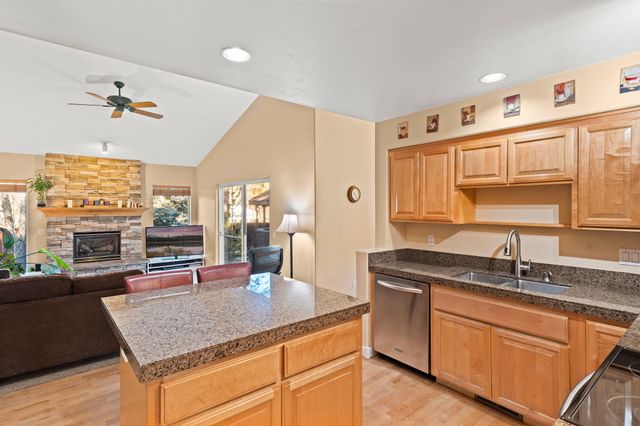 1974 NW Newport Hills Drive, Bend, OR 97703