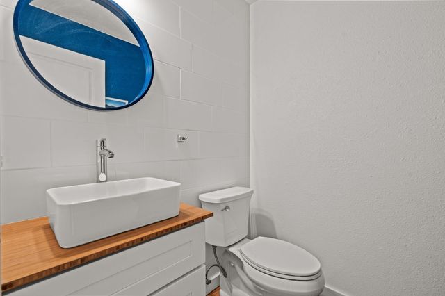1974 NW Newport Hills Drive, Bend, OR 97703