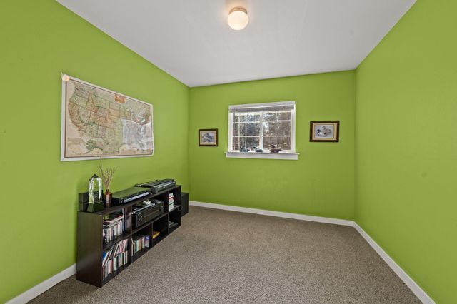 1974 NW Newport Hills Drive, Bend, OR 97703