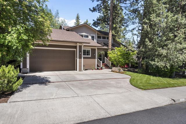 1974 NW Newport Hills Drive, Bend, OR 97703