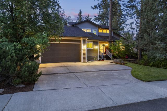 1974 NW Newport Hills Drive, Bend, OR 97703