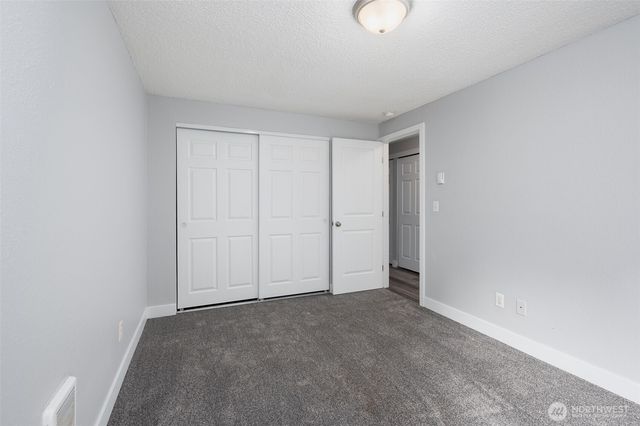 5211 E 96th Street, Tacoma, WA 98446