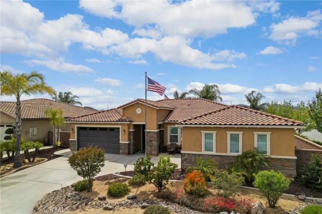 34571 Misstletoe, Murrieta, CA 92563