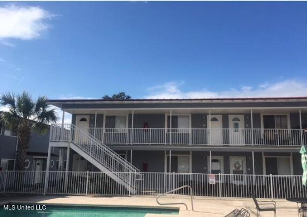 1664 Beach Boulevard, 74, Biloxi, MS 39531