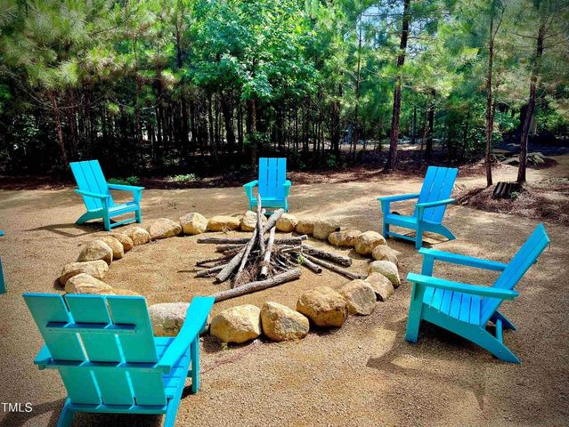 586 Poythress Road, Chapel Hill, NC 27516