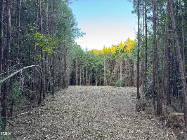 586 Poythress Road, Chapel Hill, NC 27516