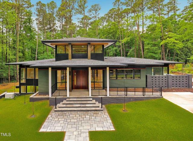 586 Poythress Road, Chapel Hill, NC 27516