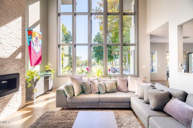 586 Poythress Road, Chapel Hill, NC 27516