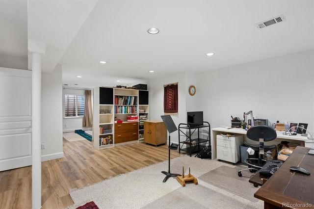 8775 E 28th Avenue, Denver, CO 80238