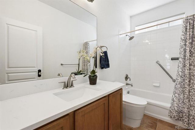 8775 E 28th Avenue, Denver, CO 80238