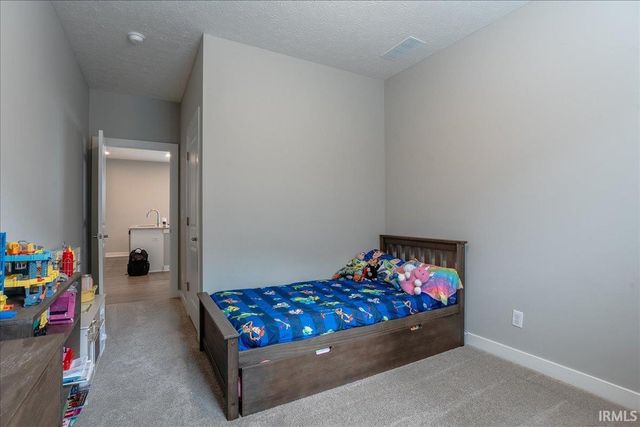 4724 Alaina Drive, Newburgh, IN 47630