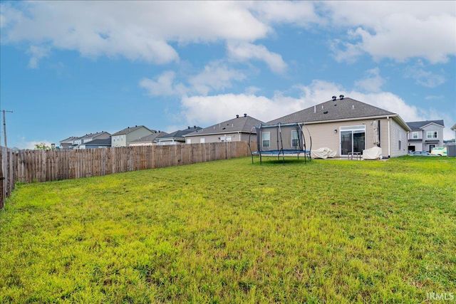 4724 Alaina Drive, Newburgh, IN 47630