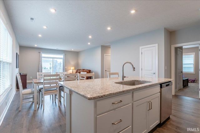 4724 Alaina Drive, Newburgh, IN 47630