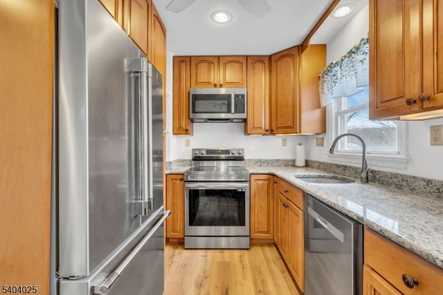 239 Fox Hill Rd, Parsippany-troy Hills Twp., NJ 07834