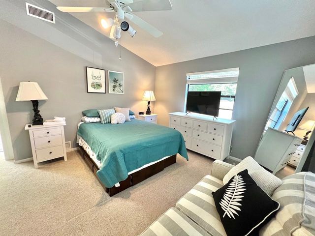2124 RIVERS EDGE COURT, Clearwater, FL 33763