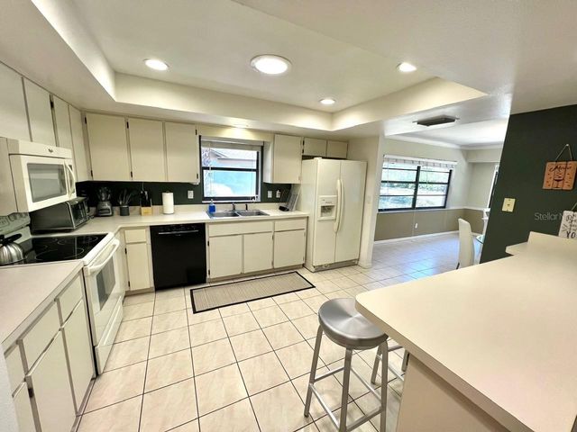 2124 RIVERS EDGE COURT, Clearwater, FL 33763
