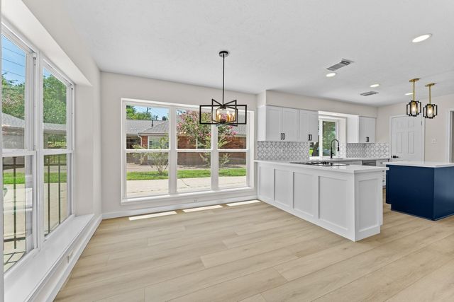 4519 Warwick Drive, Sugar Land, TX 77479