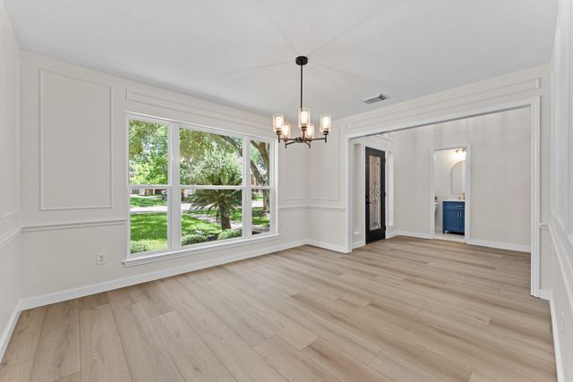 4519 Warwick Drive, Sugar Land, TX 77479