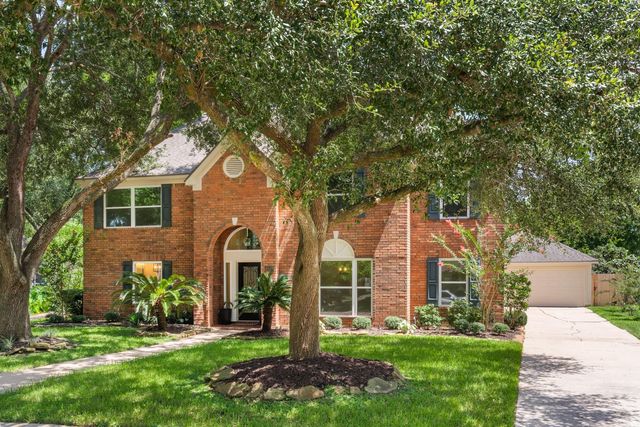 4519 Warwick Drive, Sugar Land, TX 77479
