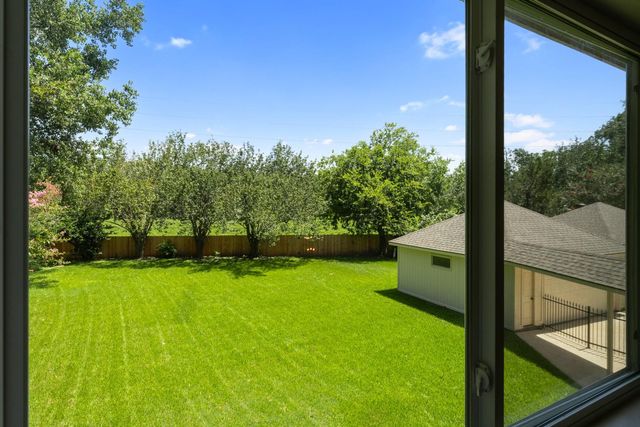 4519 Warwick Drive, Sugar Land, TX 77479