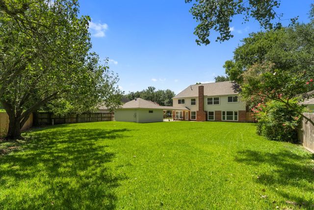 4519 Warwick Drive, Sugar Land, TX 77479