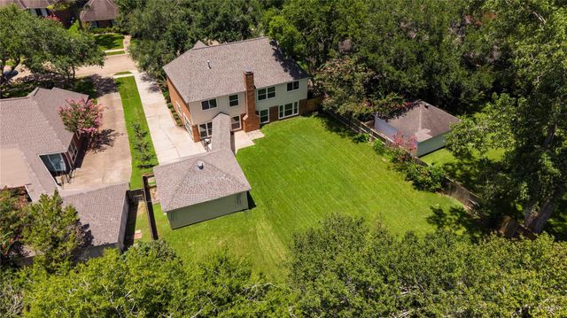 4519 Warwick Drive, Sugar Land, TX 77479