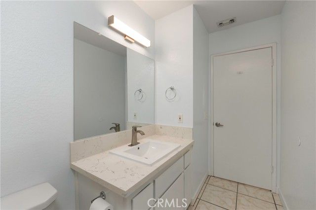 17933 Deodar Street, Hesperia, CA 92345