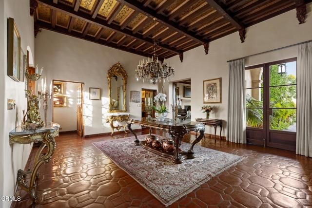 262 S San Rafael Avenue, Pasadena, CA 91105