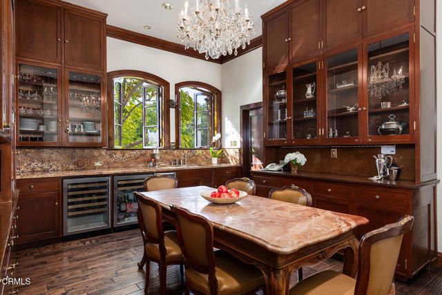 262 S San Rafael Avenue, Pasadena, CA 91105