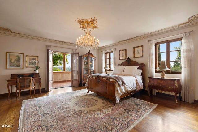 262 S San Rafael Avenue, Pasadena, CA 91105