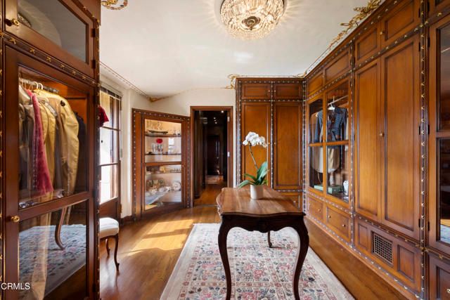 262 S San Rafael Avenue, Pasadena, CA 91105