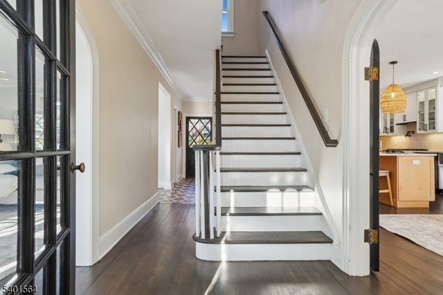 346 Elmwood Ave, Maplewood Twp., NJ 07040