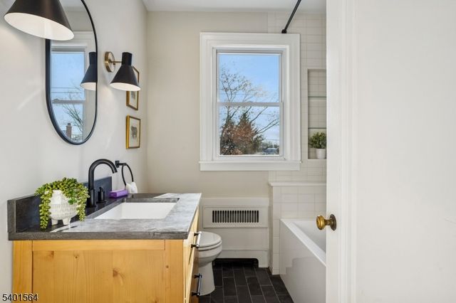 346 Elmwood Ave, Maplewood Twp., NJ 07040