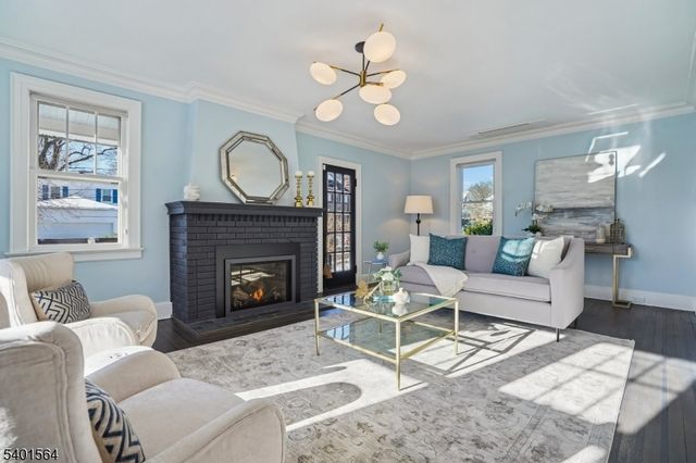 346 Elmwood Ave, Maplewood Twp., NJ 07040