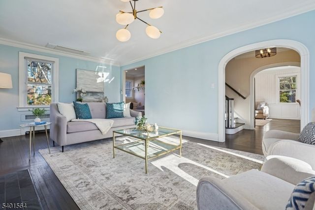 346 Elmwood Ave, Maplewood Twp., NJ 07040