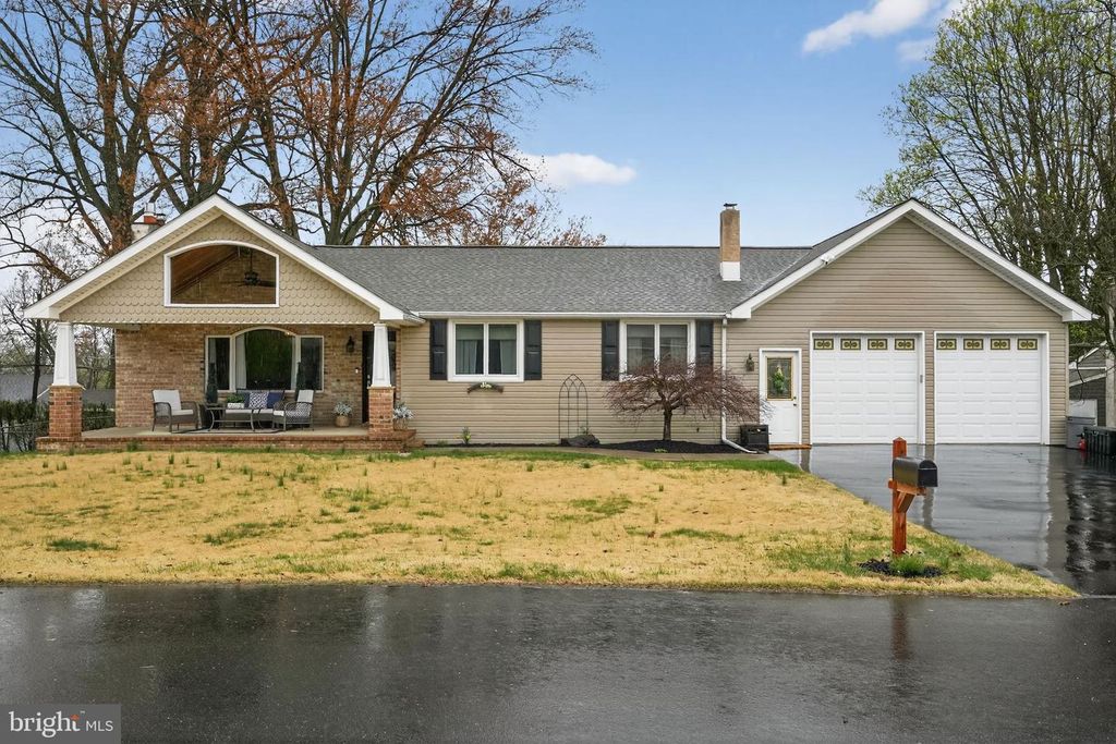 83 HERSHEL ST, Feasterville Trevose, PA 19053