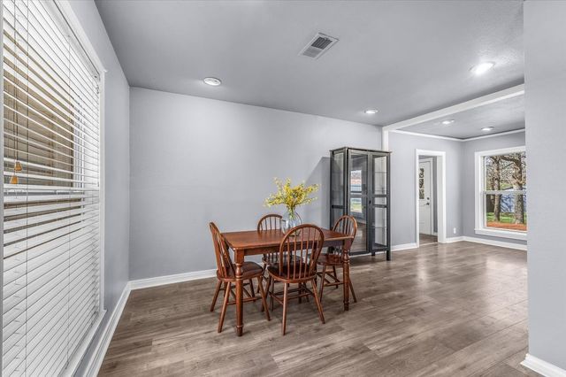 1313 W Sanford Street, Arlington, TX 76012