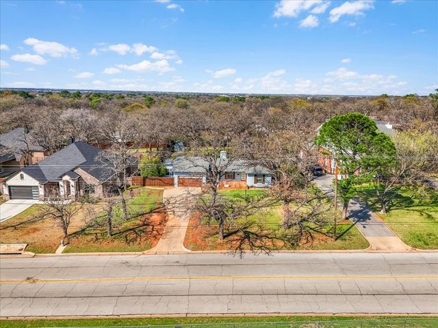 1313 W Sanford Street, Arlington, TX 76012