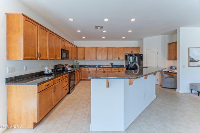 16464 W VIRGINIA Avenue, Goodyear, AZ 85395