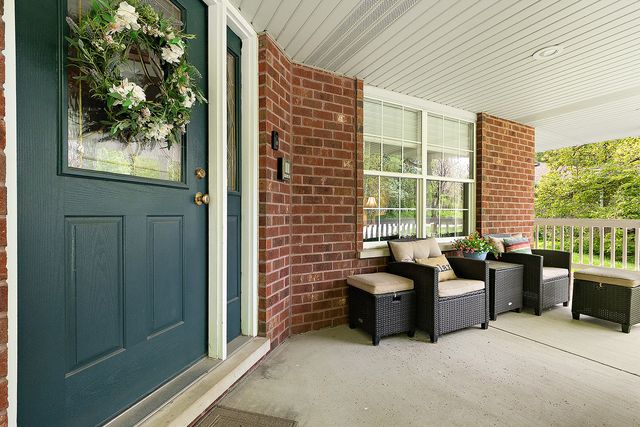 12013 S 76th Avenue, Palos Heights, IL 60463