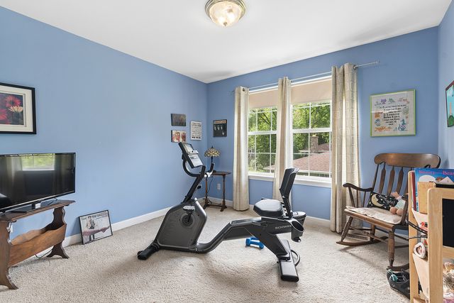 12013 S 76th Avenue, Palos Heights, IL 60463