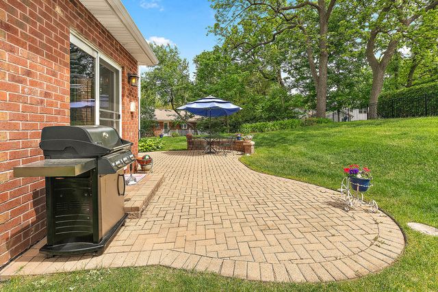 12013 S 76th Avenue, Palos Heights, IL 60463