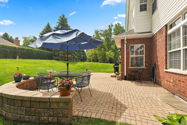 12013 S 76th Avenue, Palos Heights, IL 60463
