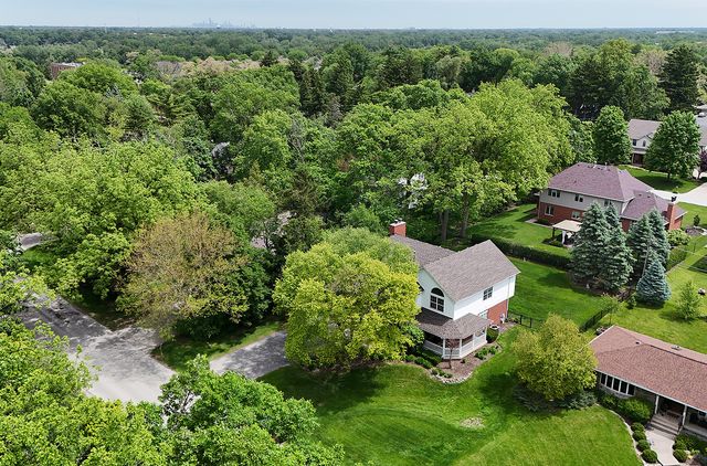 12013 S 76th Avenue, Palos Heights, IL 60463