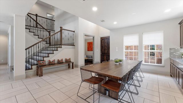 19 Gracenote Place, Tomball, TX 77375