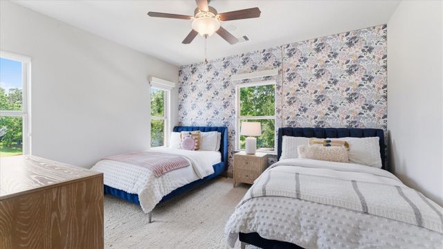 19 Gracenote Place, Tomball, TX 77375