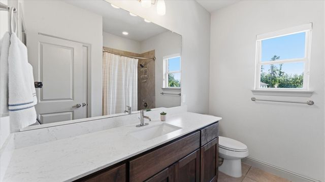 19 Gracenote Place, Tomball, TX 77375